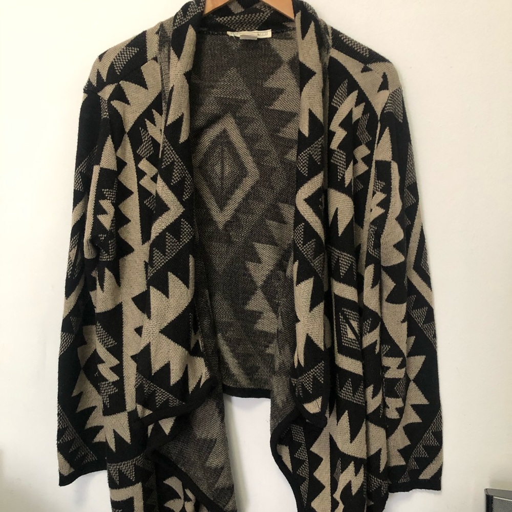 Aztec Waterfall Wrap - Picture 3 of 5